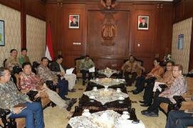 <div class="node-info"> Terbit pada Senin, 30 Mei 2016</div>