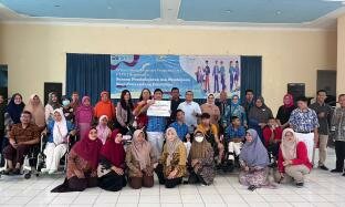 Salurkan Dana TJSL, PTPN I Regional 4 Bantu YPAC Surabaya